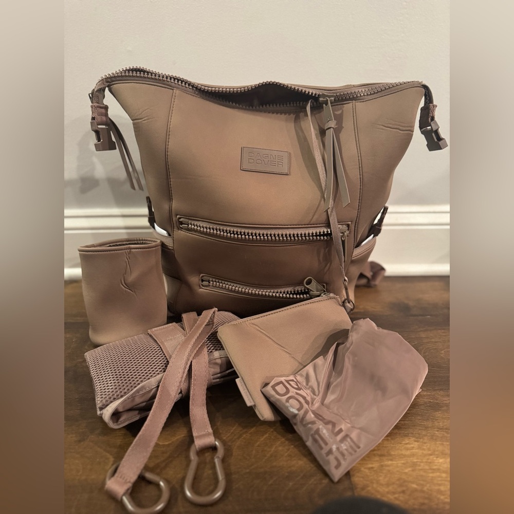DAGNE DOVER Indi Water Resistant Diaper Backpack - Picture 2 of 16